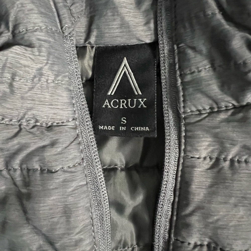 Small Acrux grey puffy vest